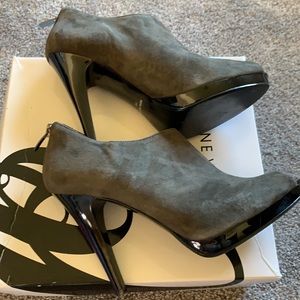 Nine West Gray Ankle Boot High heal